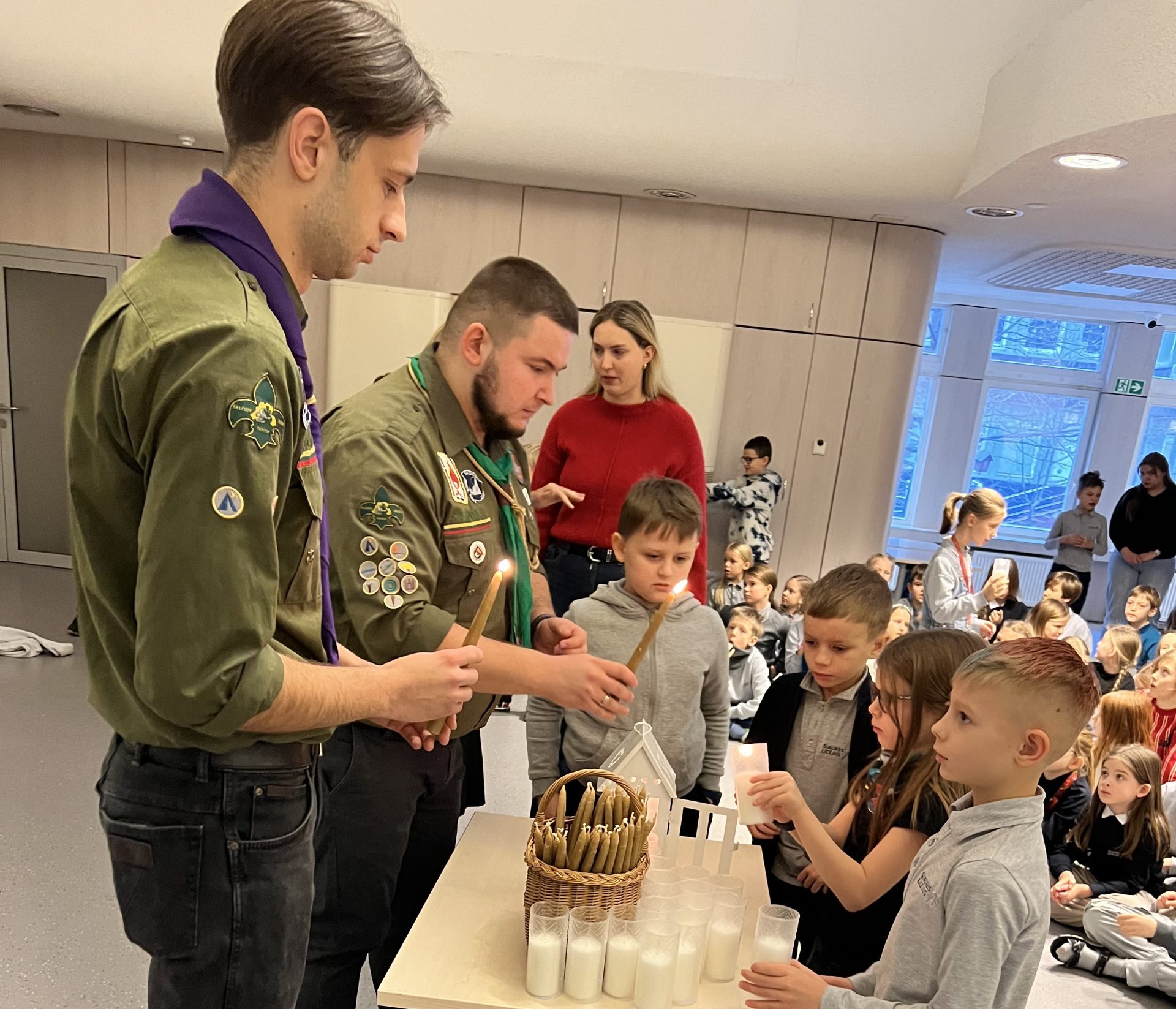 Betliejaus taikos ugnis ir Šv. Liucijos diena