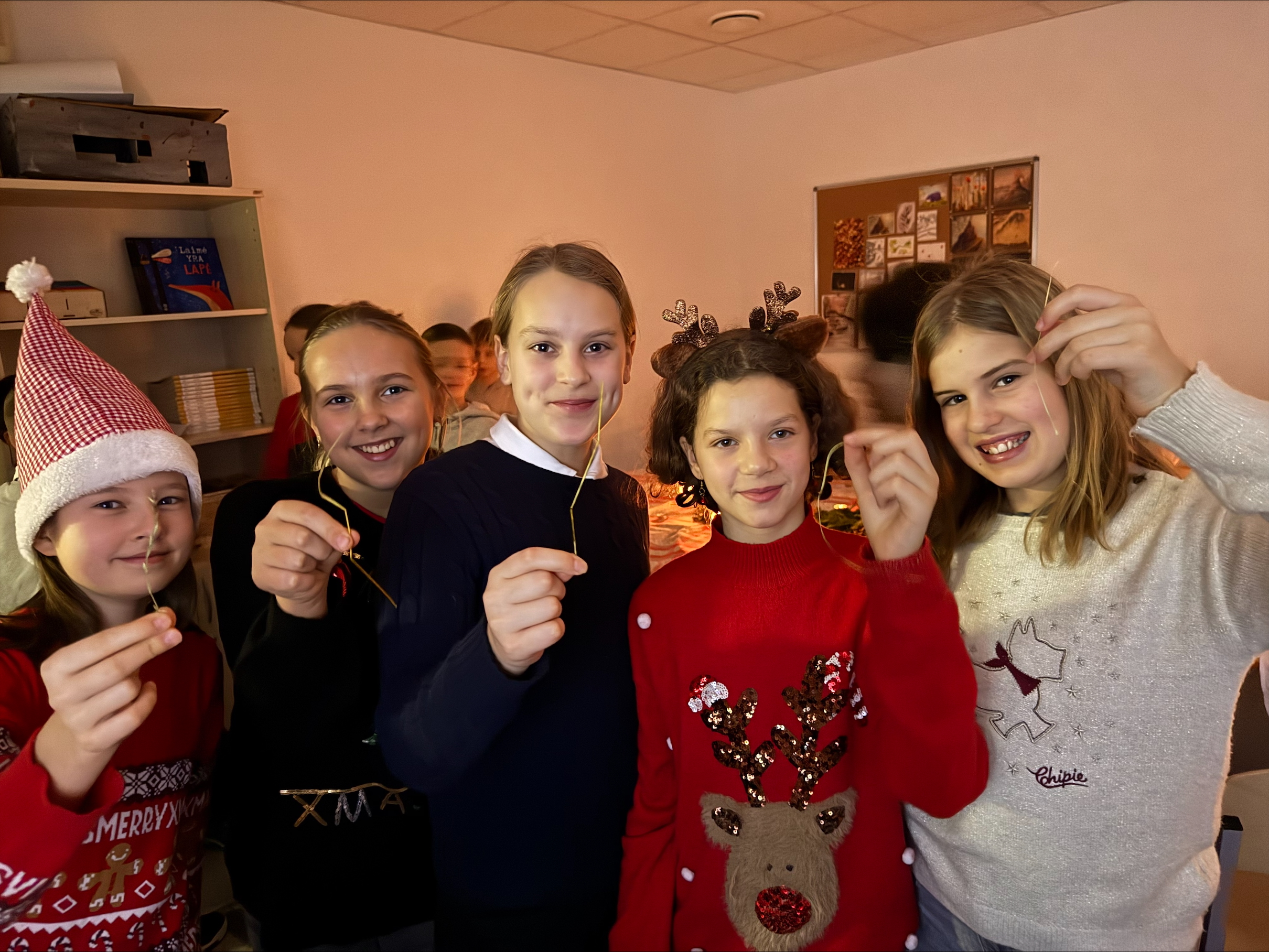 Kūčių ritualai ir apeigos netradicinėje lietuvių kalbos pamokoje „Atbėgo elnias devyniaragis“