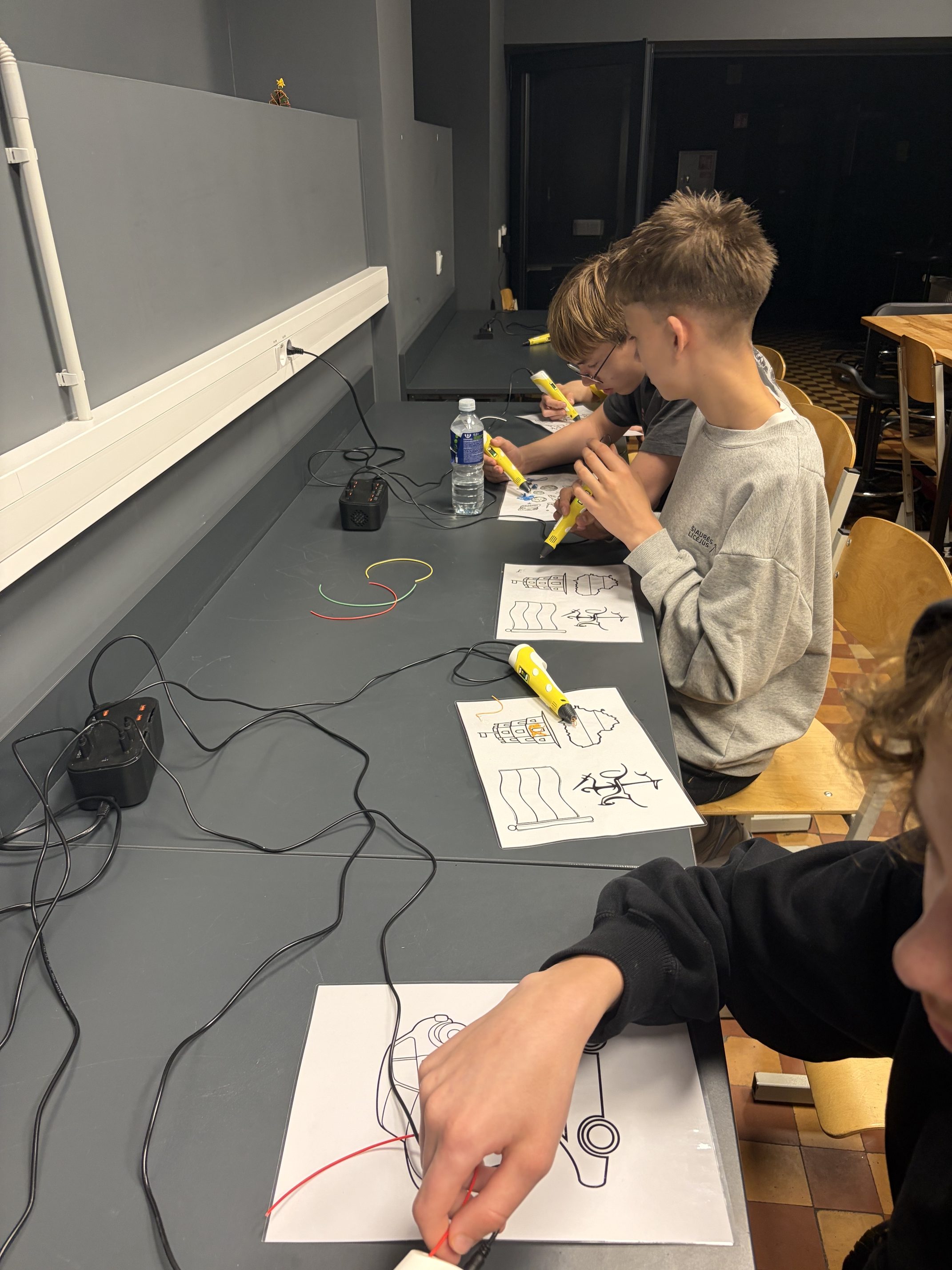 3D spaudos edukacija – darbas su rašikliais