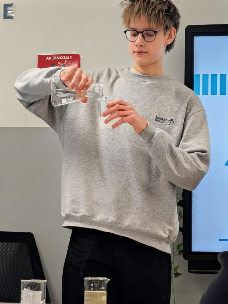 Media (2)